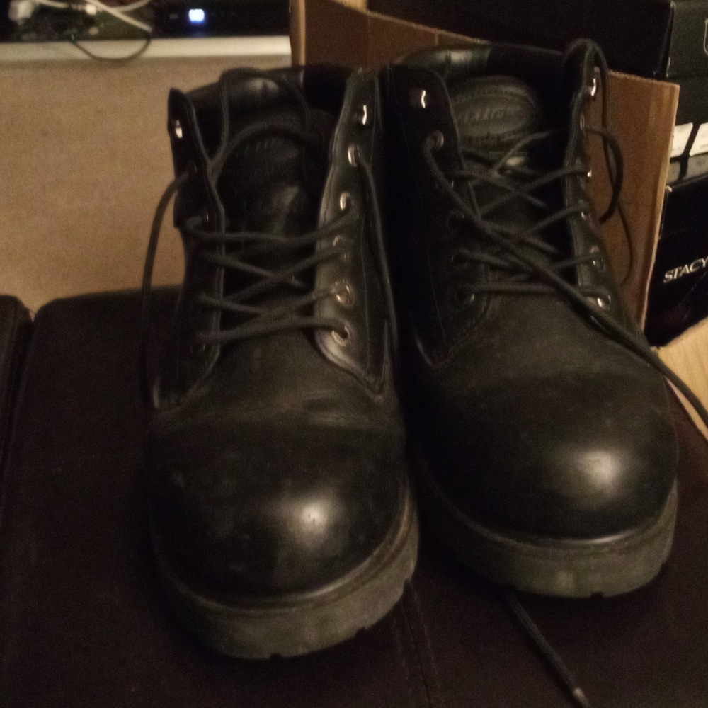 Men's black lugz boots